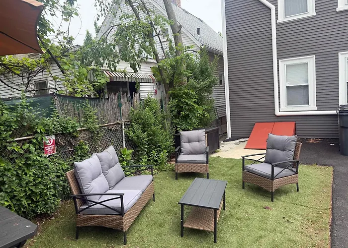 Federal Hill Pride 1 - Ground-Floor Flat